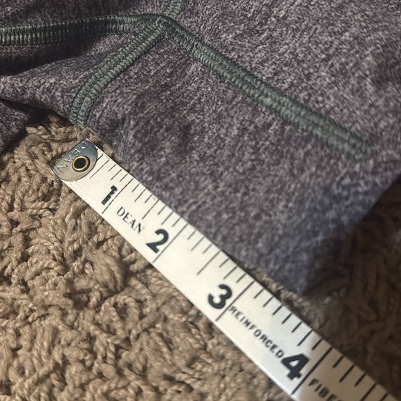 LuluLemon High-Rise Heathered Graphite Grey Hotty Hot Shorts size 4 like new - Picture 13 of 14